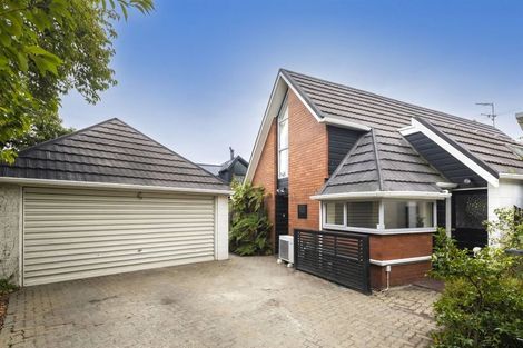Photo of property in 2/443 Avonhead Road, Avonhead, Christchurch, 8042