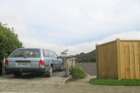 Photo of property in 24 Laburnum Grove, Maungaraki, Lower Hutt, 5010