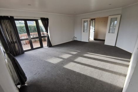 Photo of property in 95 Seaview Road, Glenfield, Auckland, 0629