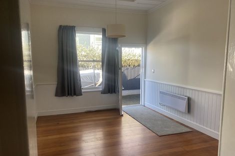 Photo of property in 10 St Aubyn Street, Devonport, Auckland, 0624