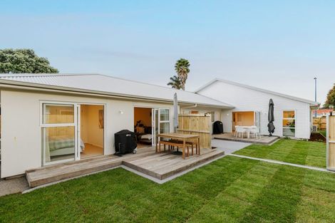 Photo of property in 85 Gravatt Road, Papamoa Beach, Papamoa, 3118