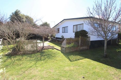 Photo of property in 18 Pinehurst Place, Wattle Downs, Auckland, 2103