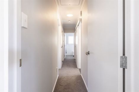 Photo of property in 6a Perrin Place, Kelvin Grove, Palmerston North, 4414