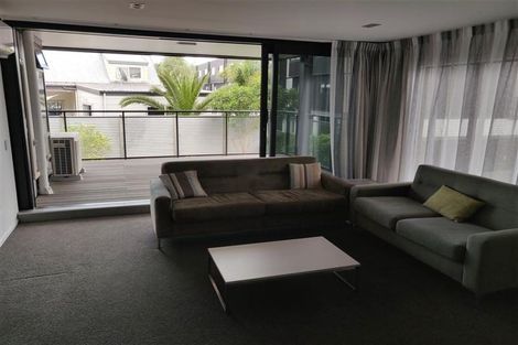 Photo of property in 2-06/424 Maunganui Road, Mount Maunganui, 3116