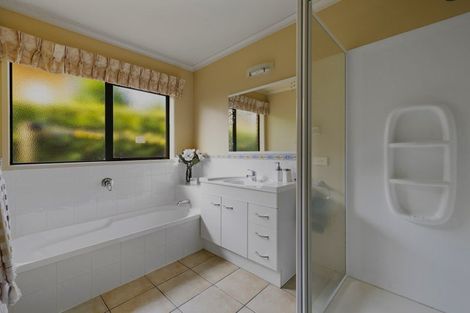 Photo of property in 1 Orchid Place, Ohauiti, Tauranga, 3112