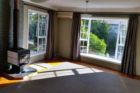 Photo of property in 75a Hinau Street, Riccarton, Christchurch, 8041
