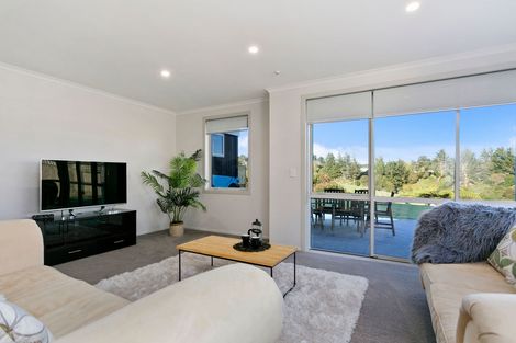 Photo of property in 14 Clifford Close, Leamington, Cambridge, 3432