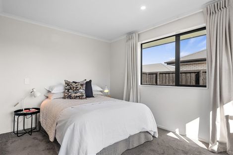 Photo of property in 7 Newbury Lane, Casebrook, Christchurch, 8051