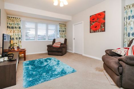 Photo of property in 100 Carrington Road, Mount Albert, Auckland, 1025