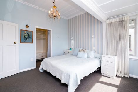 Photo of property in 5 Breakwater Road, Bluff Hill, Napier, 4110