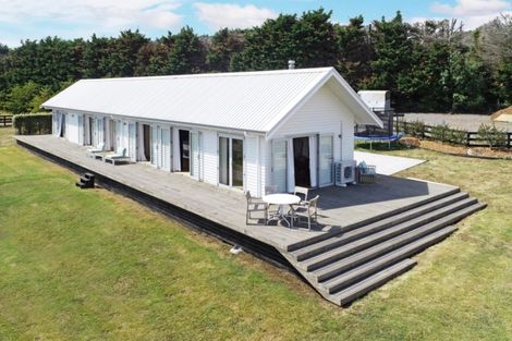 Photo of property in 94 Gellert Road, Karaka, Papakura, 2580