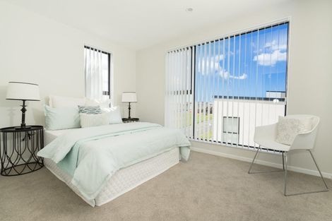 Photo of property in 35 Hinonga Loop, Silverdale, 0932