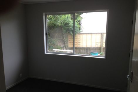 Photo of property in 2/42 Clarence Street, Brooklyn, Wellington, 6021