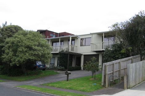Photo of property in 35 Lastel Place, Shelly Park, Auckland, 2014