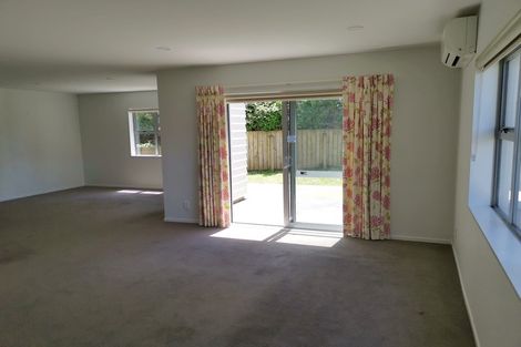 Photo of property in 17a Wantwood Grove, Churton Park, Wellington, 6037