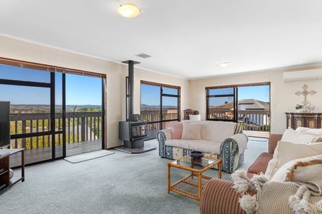 Photo of property in 15 Philomel Crest, Welcome Bay, Tauranga, 3112