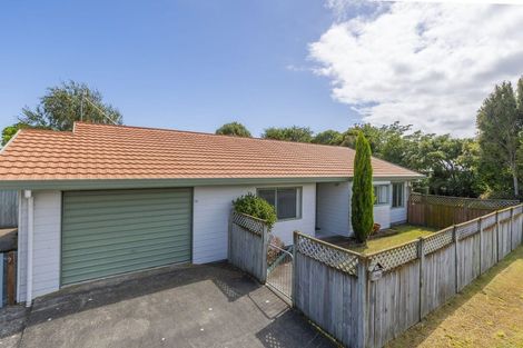 Photo of property in 35 Makarini Street, Paraparaumu, 5032