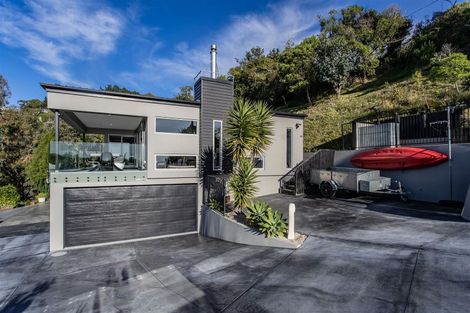 Photo of property in 103 Mount Pleasant Road, Mount Pleasant, Christchurch, 8081