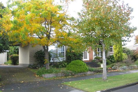 Photo of property in 3 Seagrave Place, Ilam, Christchurch, 8041