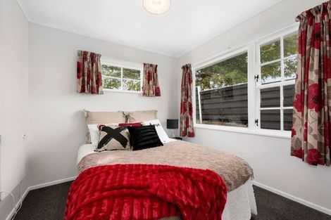 Photo of property in 75 Norana Road, Timberlea, Upper Hutt, 5018