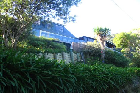 Photo of property in 47 Walter Road, Lowry Bay, Lower Hutt, 5013