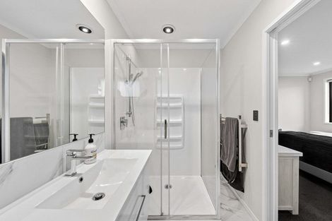 Photo of property in 18 Centaine Way, Papamoa Beach, Papamoa, 3118