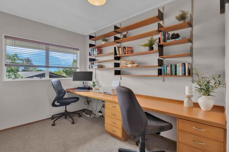 Photo of property in 17 Bernard Street, Chedworth, Hamilton, 3210