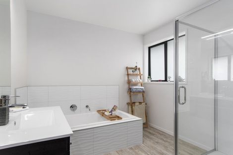 Photo of property in 15 Anglers Way, Omokoroa, 3114