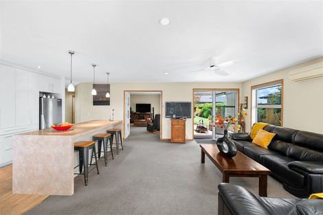 Photo of property in 12 Kitakita Grove, Motueka, 7120