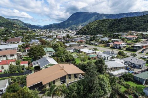 Photo of property in 50b Milton Terrace, Picton, 7220