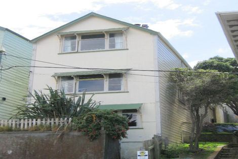 Photo of property in 20 Macdonald Crescent, Te Aro, Wellington, 6011