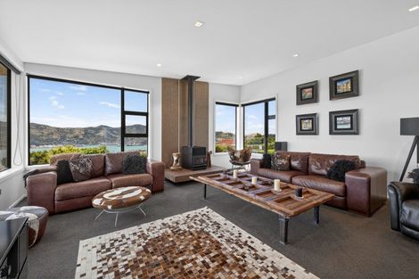 Photo of property in 106 Bayview Road, Charteris Bay, Lyttelton, 8971