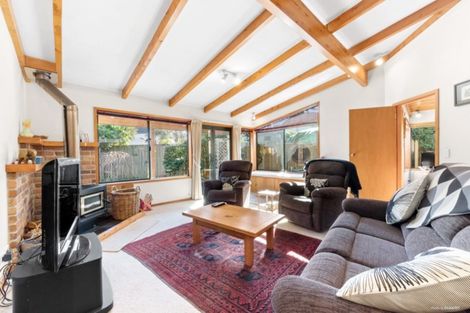 Photo of property in 4a Devon Road, Bucklands Beach, Auckland, 2012