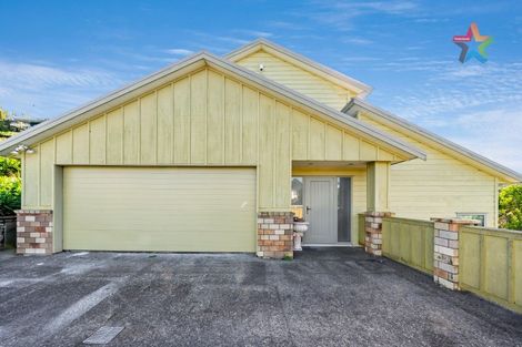 Photo of property in 201 Miromiro Road, Normandale, Lower Hutt, 5010