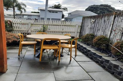 Photo of property in 22 Torkar Road, Clarks Beach, 2122