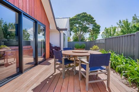 Photo of property in 214 Park Street, Winton, 9720