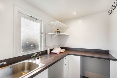 Photo of property in 3 Saint Andrews Road, Havelock North, 4130