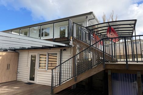 Photo of property in 54 Vandeleur Avenue, Birkdale, Auckland, 0626