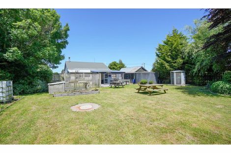 Photo of property in 12 Mclew Road, Kennington, Invercargill, 9871