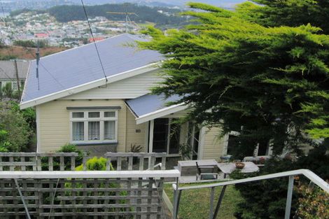 Photo of property in 87 Mills Road, Brooklyn, Wellington, 6021