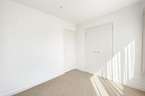 Photo of property in 2/46 Jane Maree Road, Kumeu, 0810