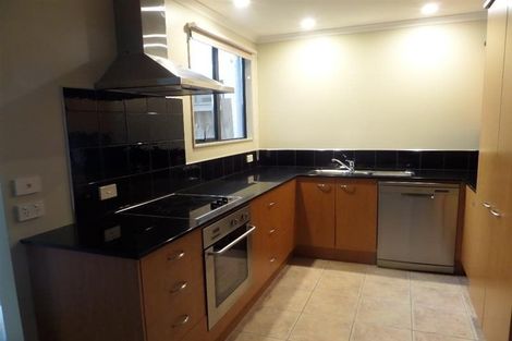 Photo of property in 2/25 Kellaway Drive, East Tamaki, Auckland, 2013