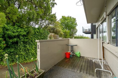 Photo of property in 1/120 London Street, Dunedin Central, Dunedin, 9016