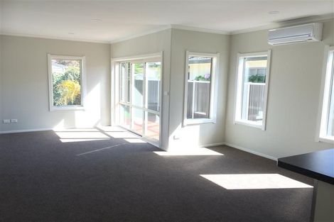Photo of property in 2 Warwick Crescent, Taradale, Napier, 4112