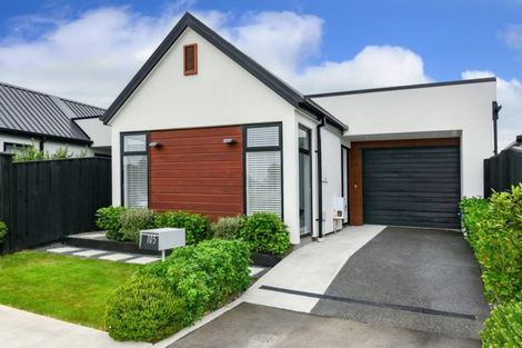 Photo of property in 105 Faringdon Boulevard, Rolleston, 7615