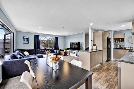 Photo of property in 73 Heta Road, Highlands Park, New Plymouth, 4312