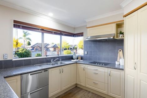 Photo of property in 2 Miers Glade, Rototuna North, Hamilton, 3210