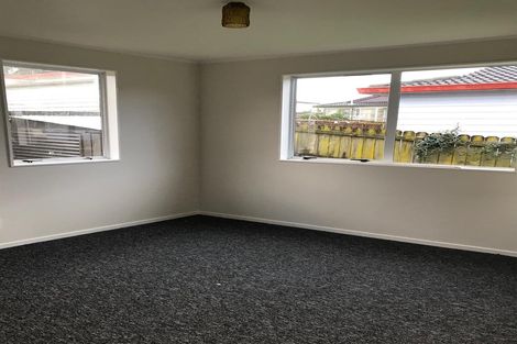 Photo of property in 2/74 Palmers Road, Clendon Park, Auckland, 2103