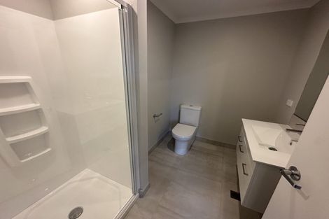 Photo of property in 80 Papatupu Way, Kumeu, 0810