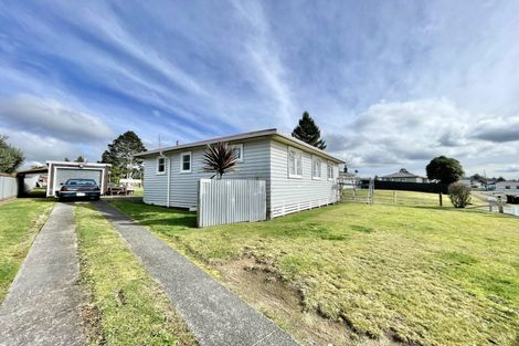 Photo of property in 8 Stirling Place, Tokoroa, 3420